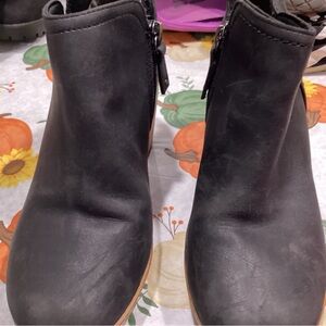 Wishlist Black Ankle BootiesDr Scholls black bootie Size 6M